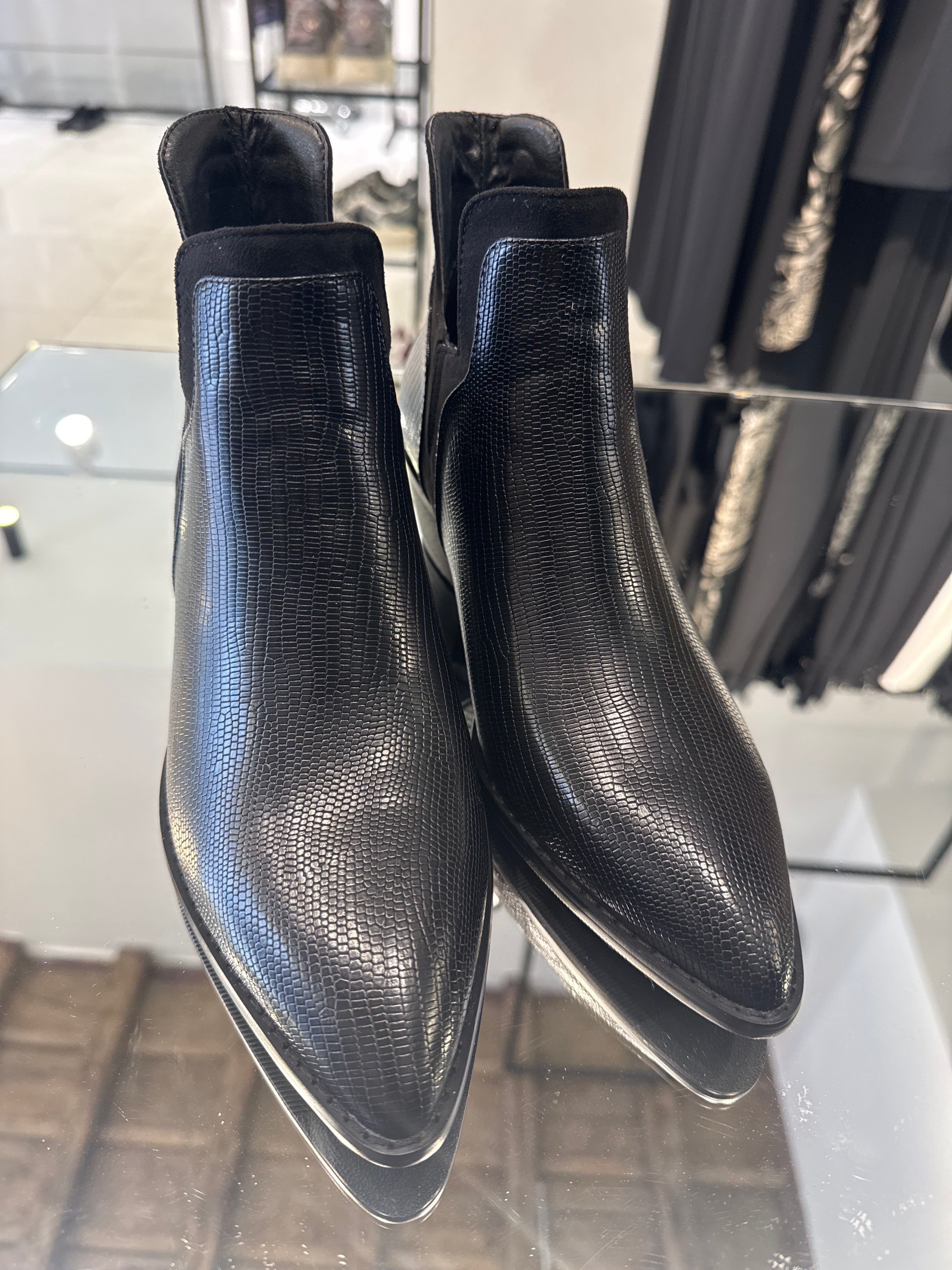 Stivaletto AZAREY basso effetto pitonato in pelle
